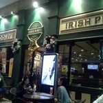 Hooley's Irish Pub & Restaurant - Паб в Guangzhou