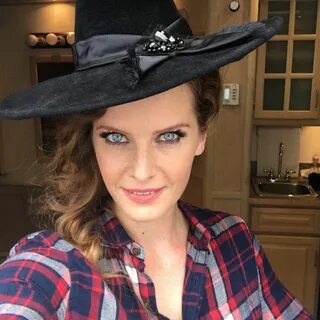 Rebecca Mader on Twitter Happy friday the 13th, Once upon a time, Ouat