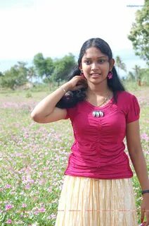 Nila Meethu Kadhal Tamil Movie Photos Stills - photo #185442