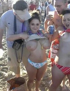 Video of girls showing boobs on spring break