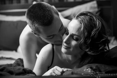 Couples boudoir photo idea © Shawna Rae Wedding Photography 