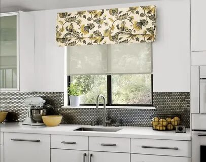 Рулонные шторы на кухню: 75 фото в интерьере, лучшие идеи оф