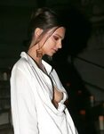 Эмили Ратажковски (Emily Ratajkowski) на вечеринке Vogue x I