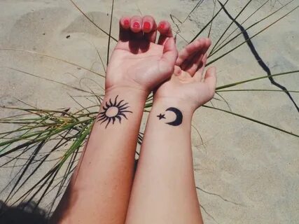 small sun and moon tattoo #ink #girly Bff tattoos, Moon tatt