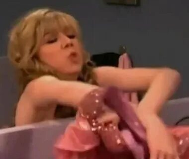 iCarly nude pics, página - 2 ANCENSORED