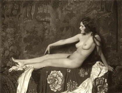 Ziegfeld showgirls - Early Vintage Nudes and Porn MOTHERLESS