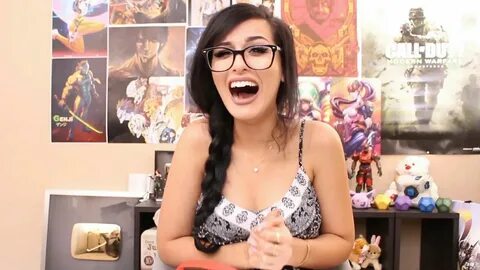 Pin by ghost Sniper on sssniperwolf Fashion, Crop tops, Sssn