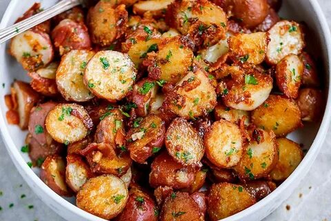 Roasted Garlic Butter Parmesan Potatoes Easy potato recipes,