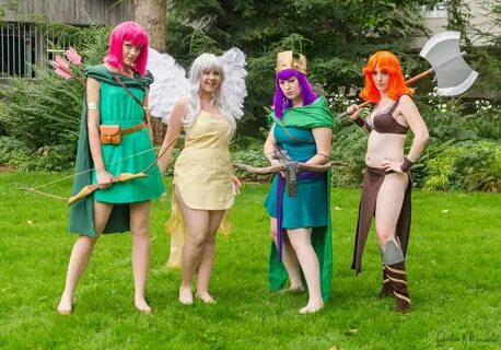 Clash of Clans Cosplay: The Ladies! Clash royale costume, Cu