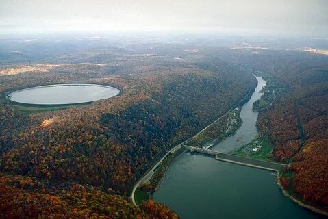 File:USACE Kinzua Dam downriver.jpg - Wikimedia Commons