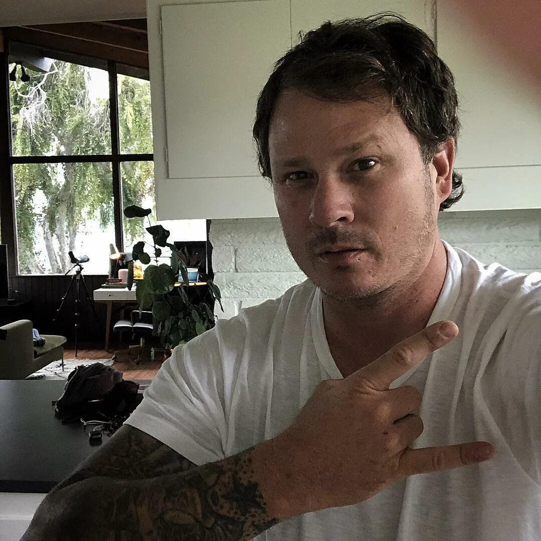 Instagramలో Official Tom DeLonge: "A long day, but got so much done. 