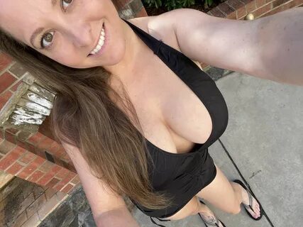 Elay 💋 OnlyFans.com/ElaySmith su Twitter.