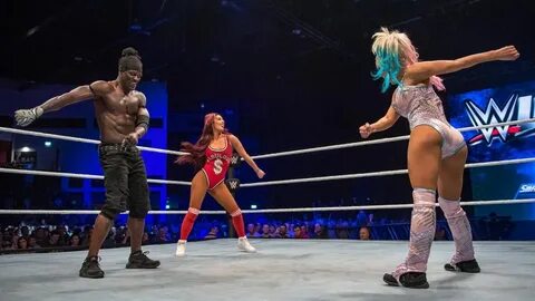 Photos: WWE Live does it with Flair in Cardiff Carmella Wwe,