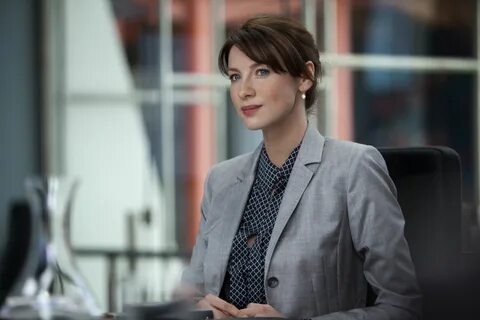 New/Old HQ Pic of Caitriona Balfe in 'Escape Plan' - Outland