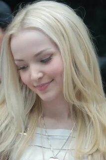 Index of /wp-content/uploads/photos/dove-cameron/arriving-at