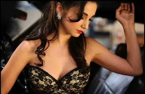 9 Cool Facts About Molly Ephraim You’ve Never Heard Before -