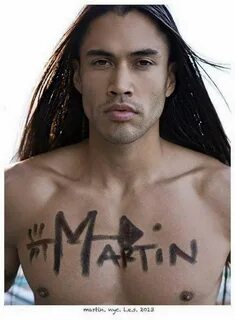 Martin Sensmeier - Tlingit and Koyukon-Athabascan Nativos am