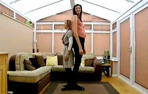 Джессика Пардо - самая длинноногая девушка Великобритании
