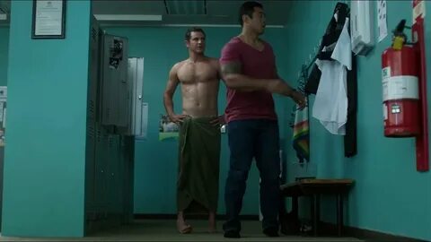 Bernard Curry shirtless in Wentworth S4E08 HD - YouTube