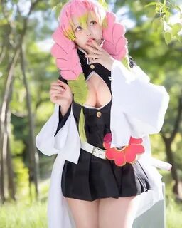 Pin on Mitsuri Kanroji Cosplay