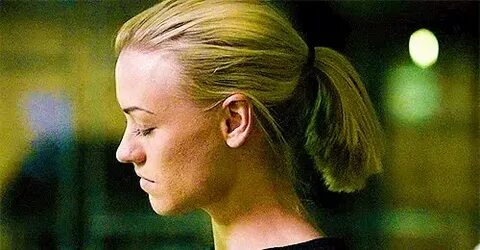 More Posted On 03rd March 2014 Tagged:#yvonne Strahovski# rp