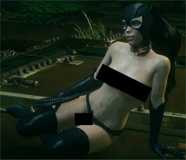 Batman: Arkham Knight Catwoman Nude 90's Mod Is On Fire - On