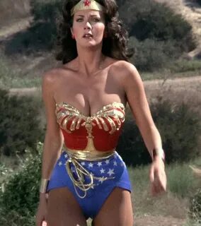 She's Amazing Wonder woman, Women, Lynda carter