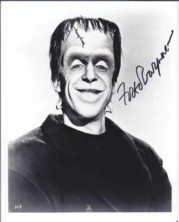 Fred Gwynne paintings