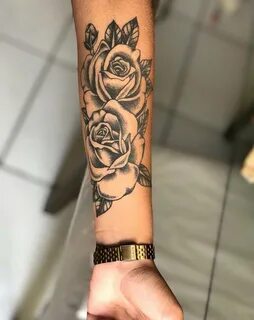Татуировка роза на руке (54 фото)