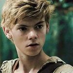 Une maquilleuse. (T.B.S) - - ANNA ! - Thomas.. Maze runner i