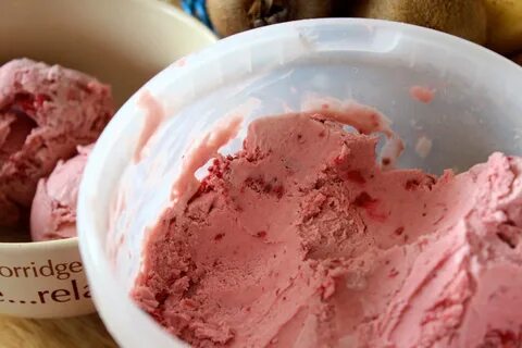 View 39+ Easy Strawberry Ice Cream Recipe Uk