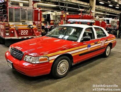 FDNY Fleet Services 2000 Ford Motor Company Crown Victoria. 