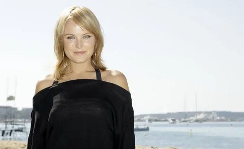 Malin Akerman Wallpapers Images Photos Pictures Backgrounds