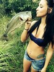 Girl with tattoo holding bass Fishing girls hot, Fishing gir