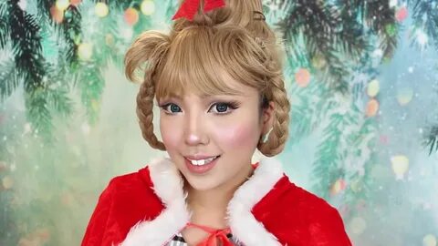 Transform Yourself Into Cindy Lou Who! RTM - RightThisMinute