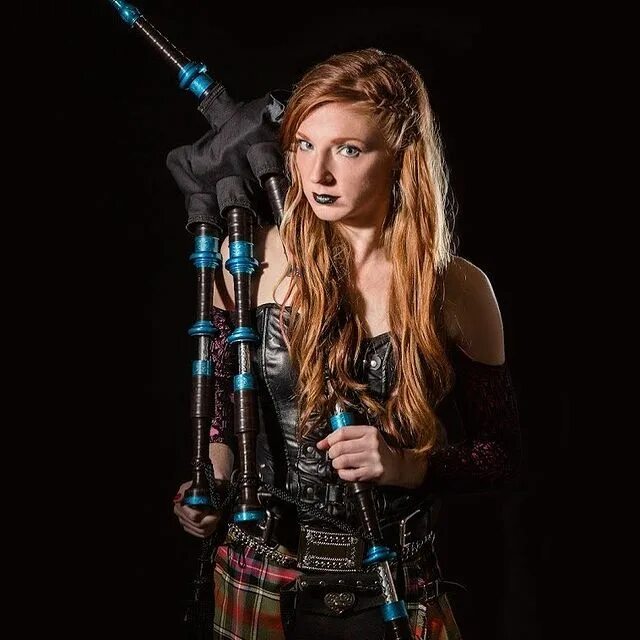 #meganwilkinsonphotography #dameofdrones #bagpipers #loudpipessavelives #mc...