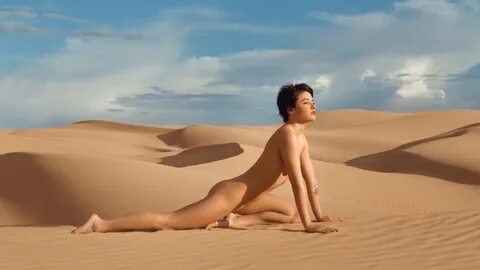Голые бабы в пустыне - 63 красивых секс фото