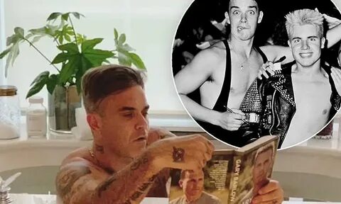 Robbie Williams reads Gary Barlow's autobiography in the bat