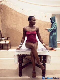 Lupita Nyong'o Nude Sex Videos & Sexy Bikini Photos