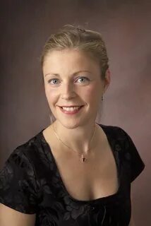 Karin Dahlberg (Soprano) - Short Biography