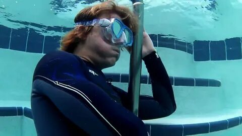 Underwater breath hold training: Week 1 Dalton 00:01:45 (Liq