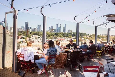 11 amazing rooftop bars if you love Gin & Tonic