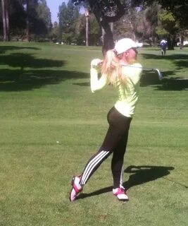 Pop Minute - Kathryn Newton Golf Cart Photos - Photo 5