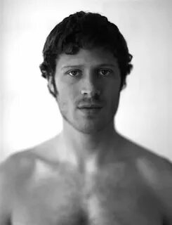 Picture of Zach Gilford