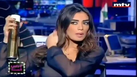 مذيعات العالم العربي في مواقف محرجة جداً على الهواء.