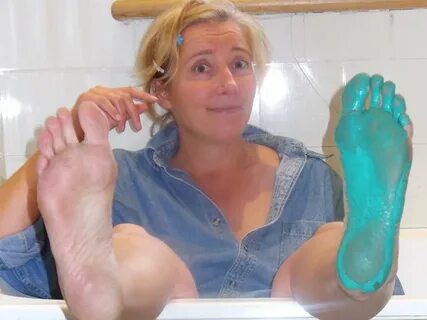 Emma Thompson Feet "Beauty FEET