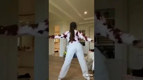 addison rae goes crazy and twerks on tiktok 🔥 addison rae th