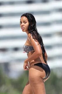 Category: Angela Simmons