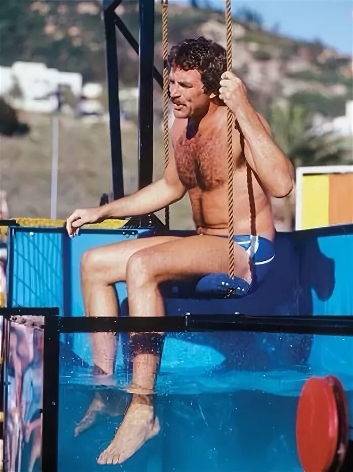 Tom Selleck in a dunk tank on Battle of the Network Stars Se