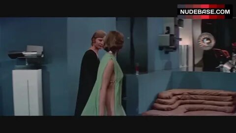 Logans run nude 🔥 Logan's Run: Heather Menzies' Rising Skirt